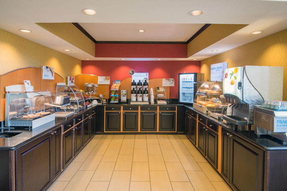 Holiday Inn Express Hotel & Suites Wauseon By Ihg Екстер'єр фото