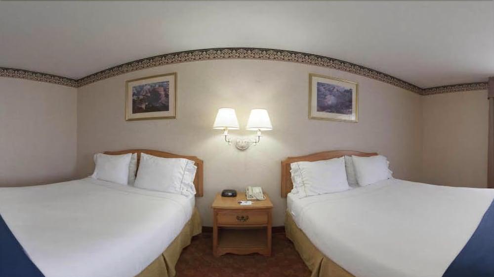 Holiday Inn Express Hotel & Suites Wauseon By Ihg Екстер'єр фото