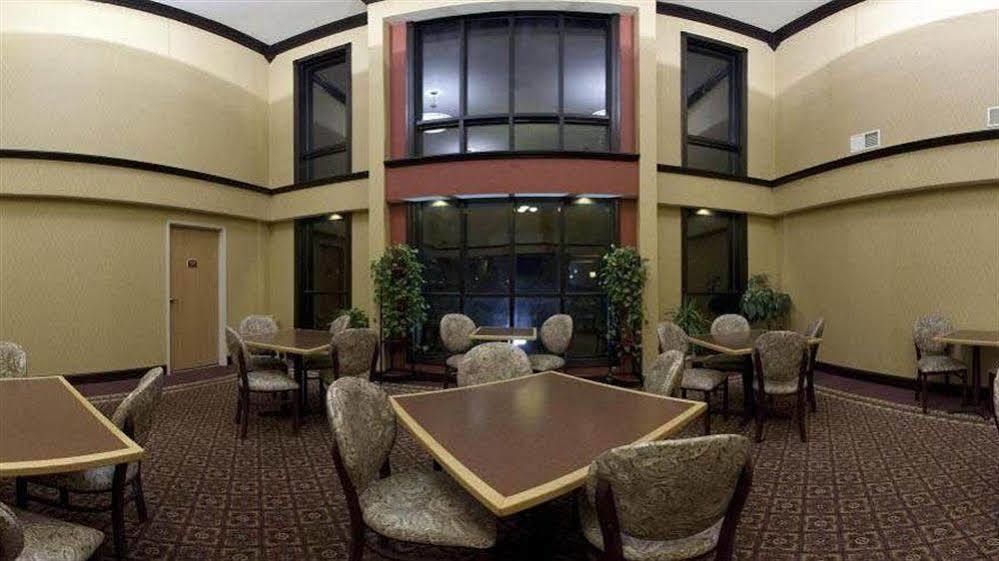 Holiday Inn Express Hotel & Suites Wauseon By Ihg Екстер'єр фото